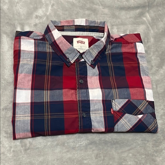 Levi's Men's Red and Blue Plaid Shirt 
Size Medium - Picture 8 of 8